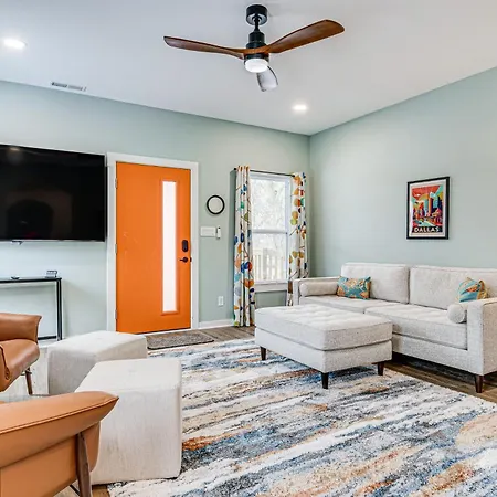 Chic Sobro Charmer With Covered Porch!